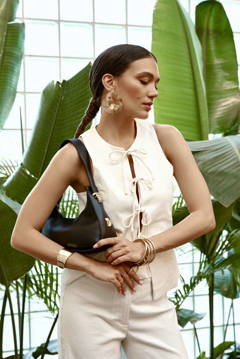 Lucky Bees 1263 Bolso de Cuero de Polivinilo Negro para Mujer Elegante con Lujoso Diseño Sofisticado para Cualquier Ocasión